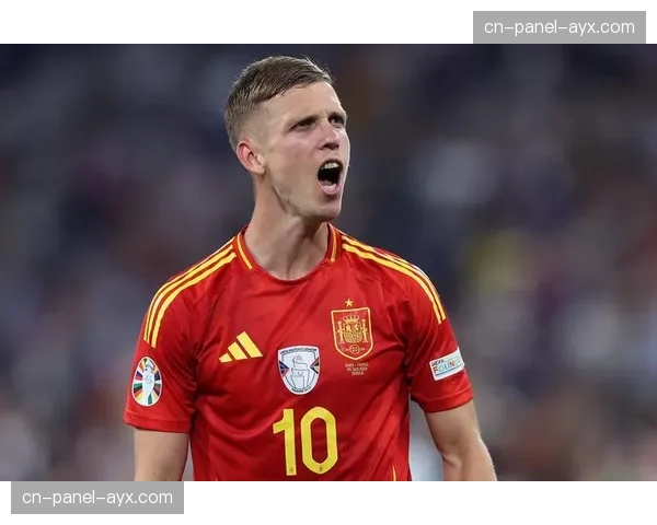 莱比锡边锋奥尔莫专访：谈论对空间的理解与边路配合的哲学