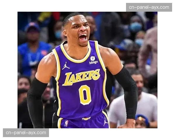 运动品牌争夺战升级，多家品牌为2027年状元热门提供丰厚报价